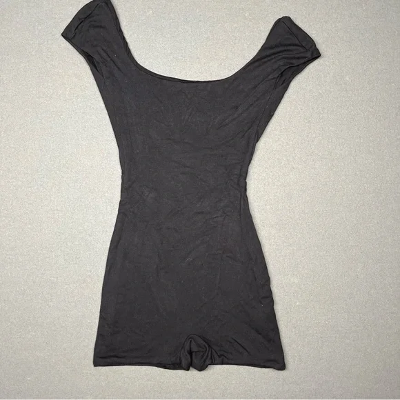 ARE YOU AM I Black Juna Romper - Picture 4 of 12